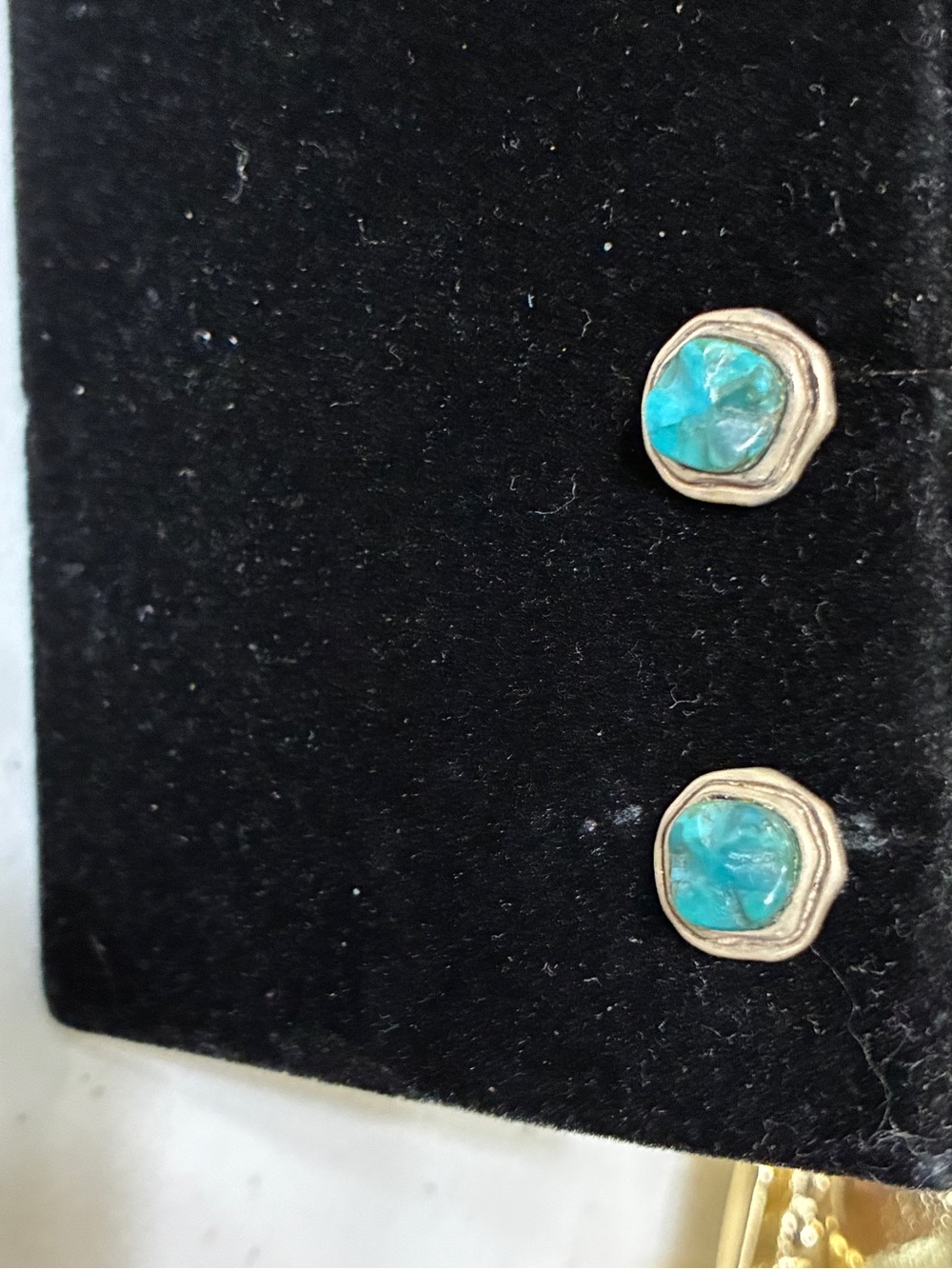 Silpada Vintage Turquoise Stone Stud Earrings & Sterling Silver. - Picture 2 of 3